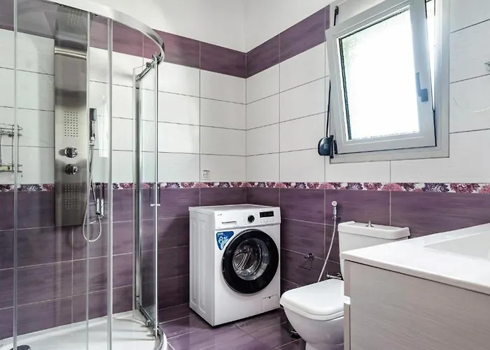 فيلة Sapfo Lefkáda